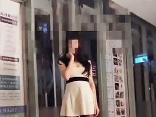 ASHEMALETUBE @ Mei Public Masturbaation Library